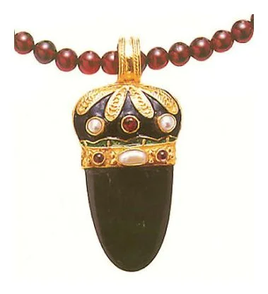 Nicholas I Onyx, Garnet and Pearl Necklace