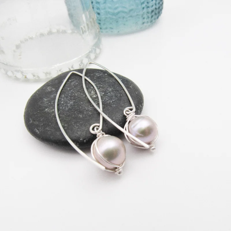 Dove Gray Pearl Threader Earrings