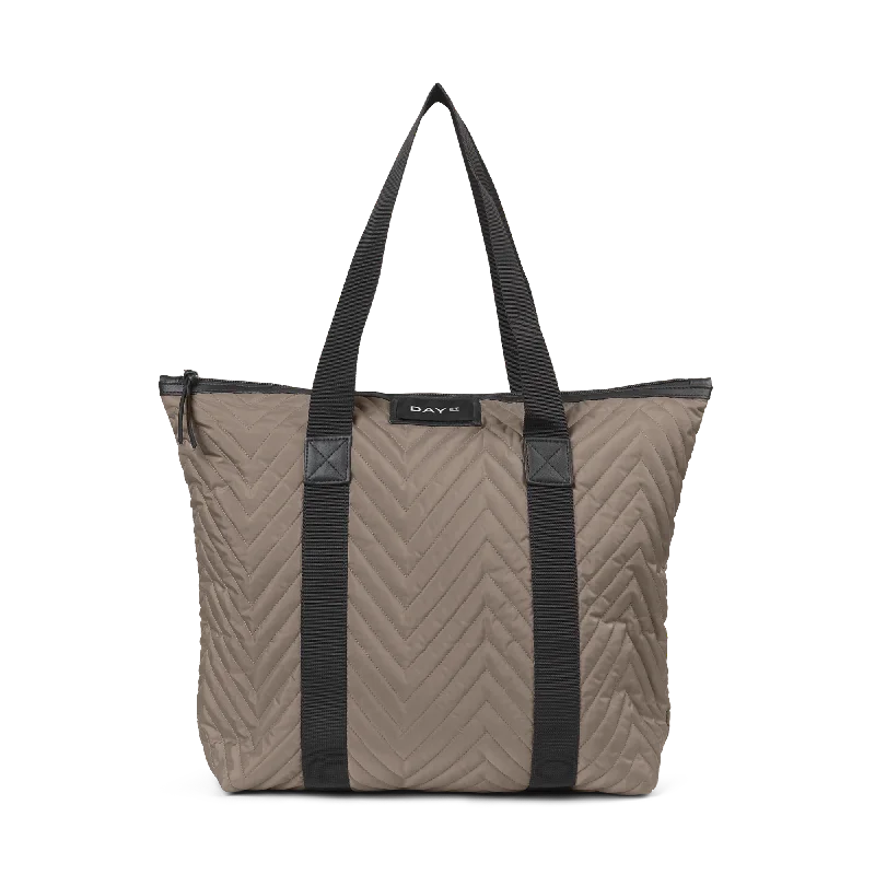 Medium Zig Zag Quilt Shopper Bag